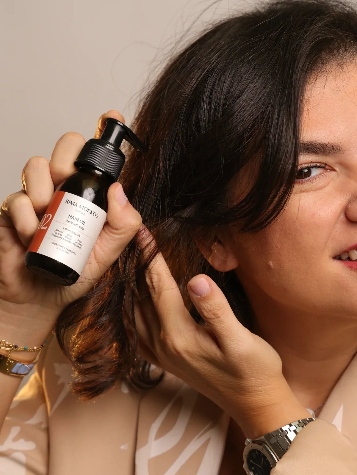 No 02 Pre-Wash Hair Oil on hair